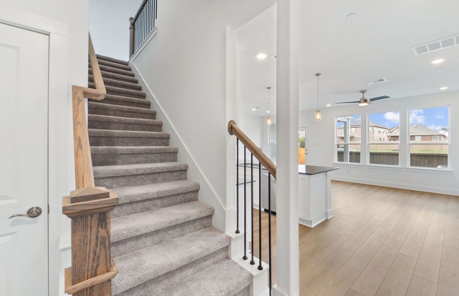 Spacious, unfurnished interior of a new home in Northpoint at Old Settlers, Round Rock (Image 22).