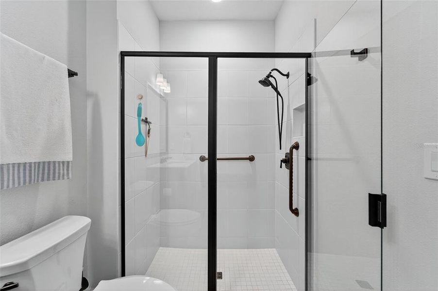 Furnished interior view inside a new home in , Land O' Lakes (Image 51).