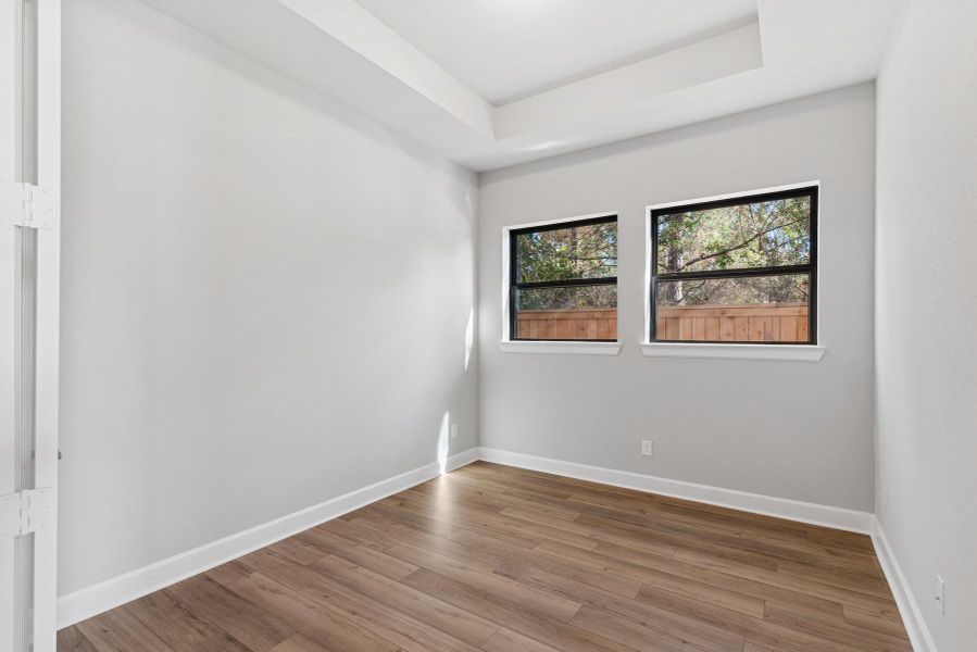 Spacious, unfurnished interior of a new home in Kresston - Enclave Collection, Magnolia (Image 23).