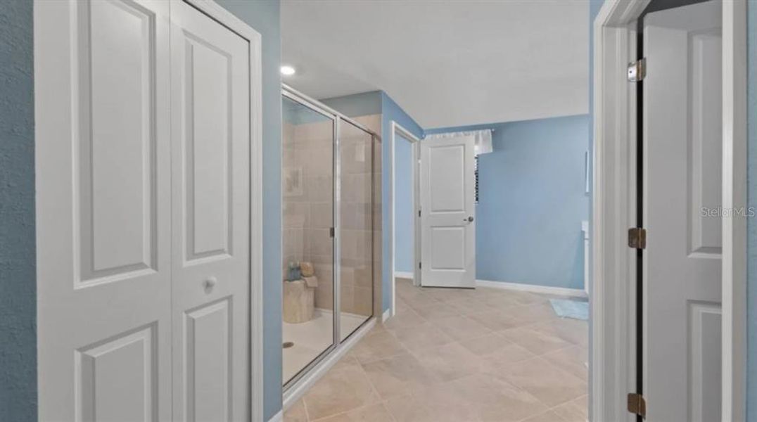 Image 47 of a home in .