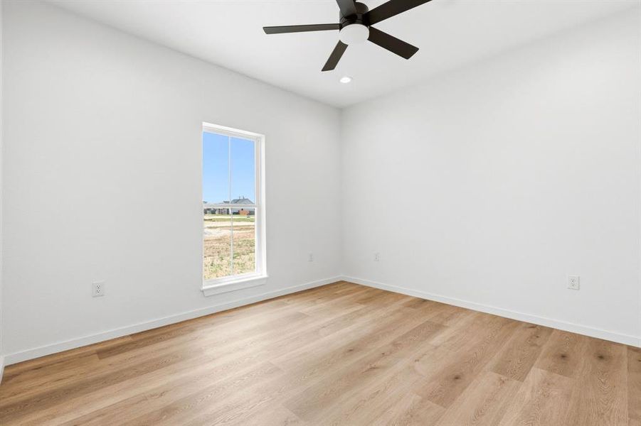 Spacious, unfurnished interior of a new home in , Hawley (Image 36).