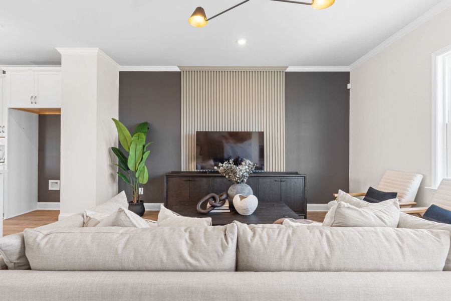 Representative furnished interior of a home built from the Joliet by Pulte Homes in Lakeside Townes at Riverlights, Wilmington (Image 33).