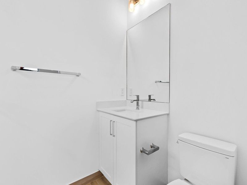 Second Bedroom En Suite Bathroom