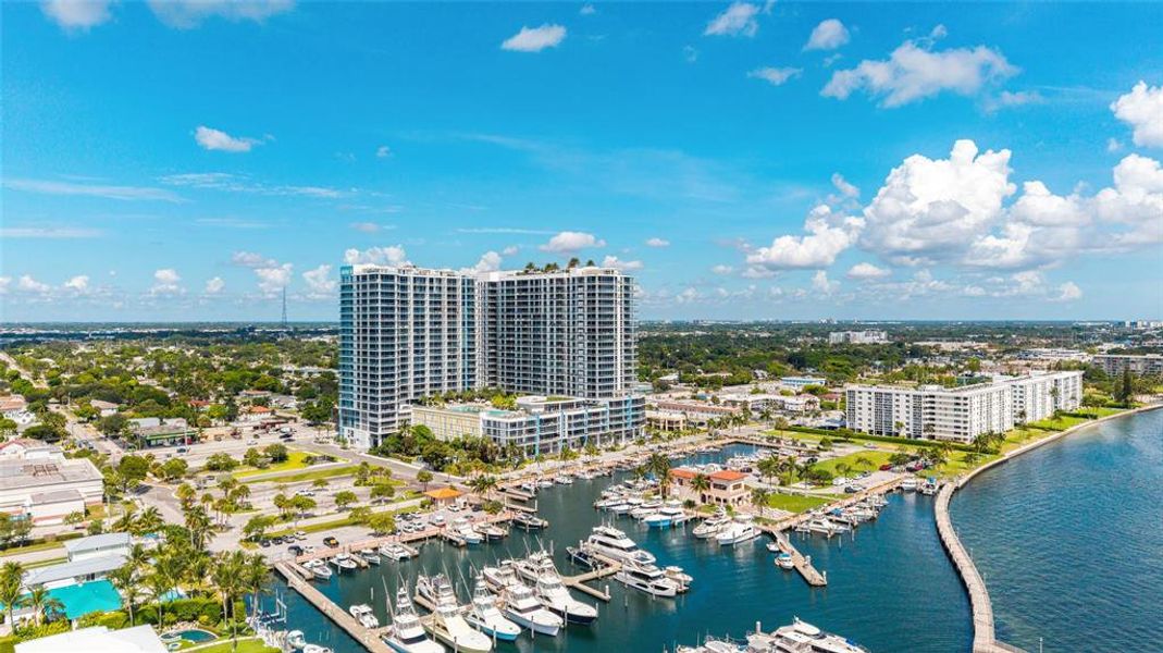 Condo located in Lake Park, FL showcasing its design and architecture (Image 32). Condo located in Lake Park, FL showcasing its design and architecture (Image 32).