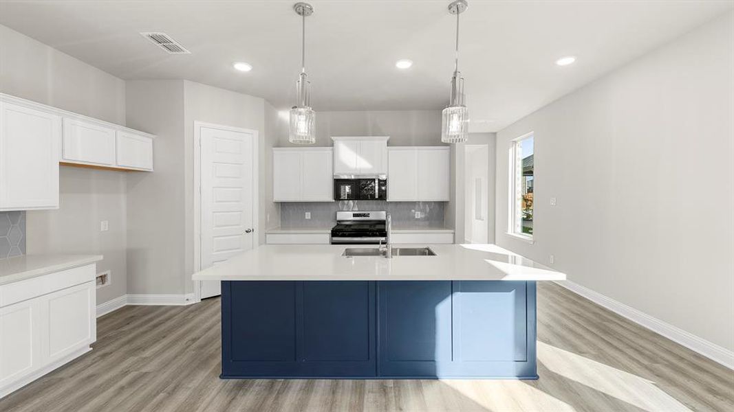 04. 469 Silent Pond - Kitchen 04. 469 Silent Pond - Kitchen