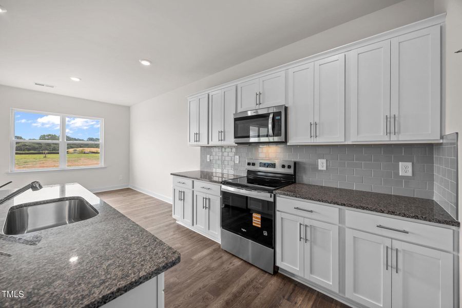 12-web-or-mls-BLS_0030