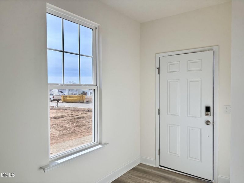 EV10 Entry Foyer Window