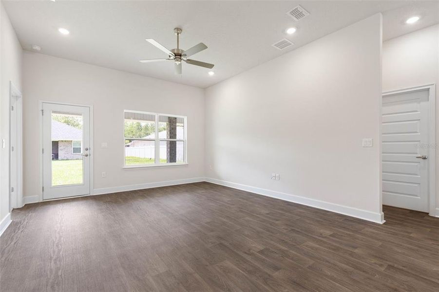 Spacious, unfurnished interior of a new home in Palm Coast, Palm Coast (Image 26).