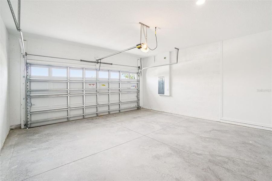 Image 54 of a home in Isla Mirada.