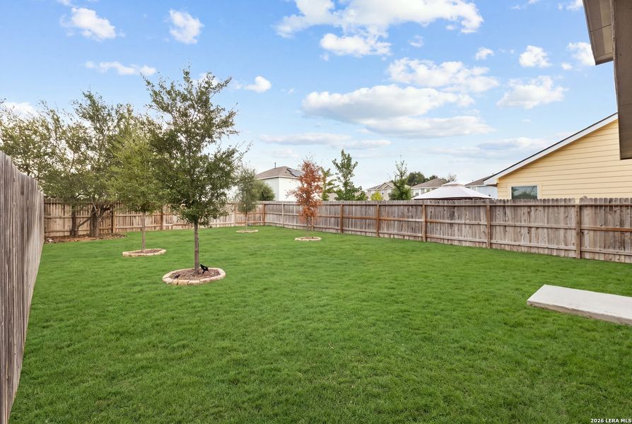 Exterior details and patio area of a home in , San Antonio (Image 24).