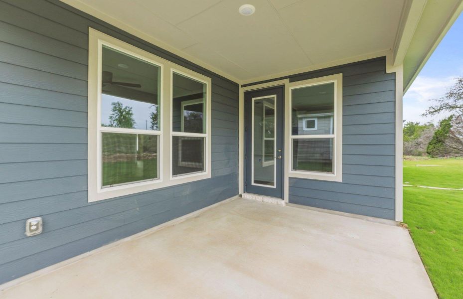 Exterior details and patio area of a home in Sun City Texas, Georgetown (Image 18).