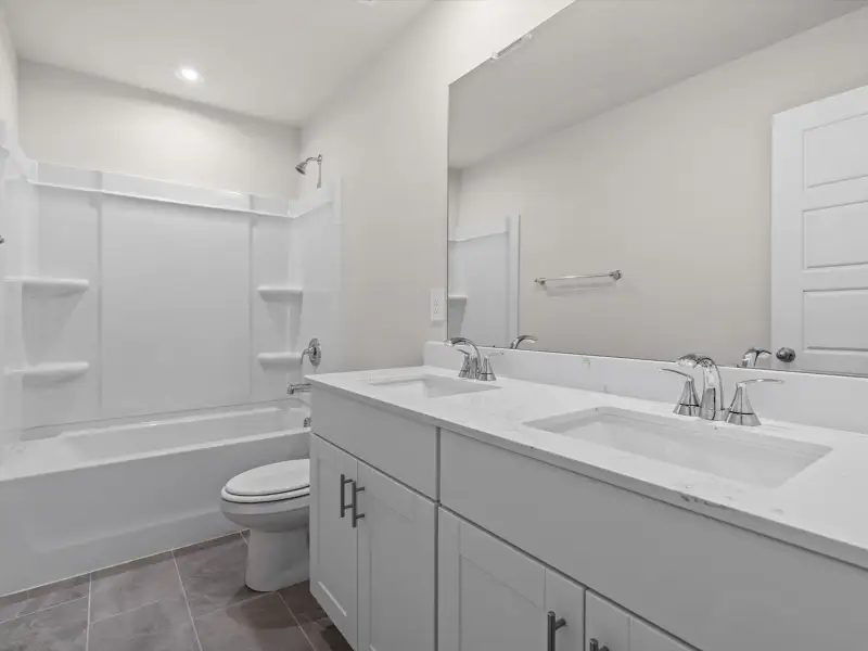 Furnished interior view inside a new home in Collier Ridge, Moore (Image 9).