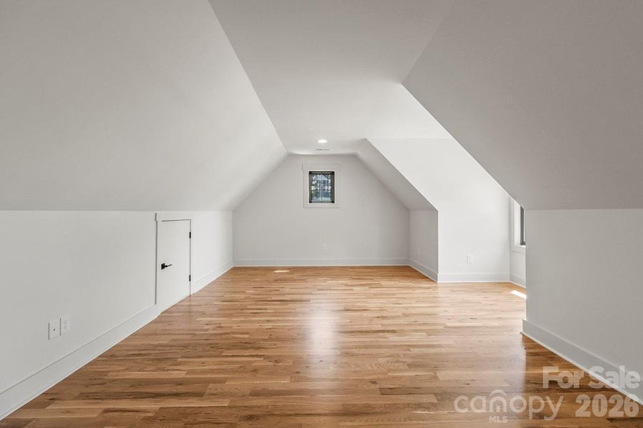 Spacious, unfurnished interior of a new home in , Lincolnton (Image 19).