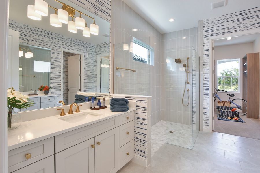 Furnished interior view inside a new home in Windward, Lakewood Ranch (Image 7).