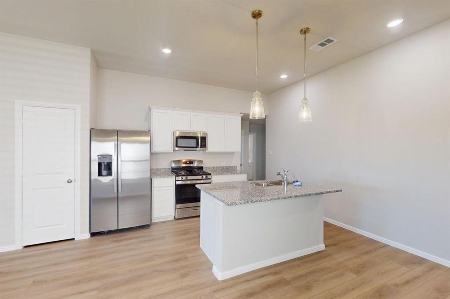 Furnished interior view inside a new home in Elevon, Lavon (Image 5).