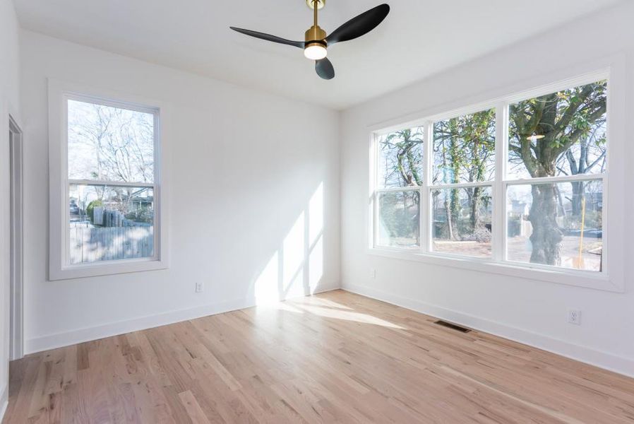Spacious, unfurnished interior of a new home in , East Point (Image 19).