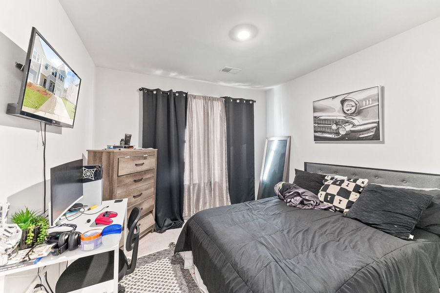 Furnished interior view inside a new home in , Charleston (Image 16).