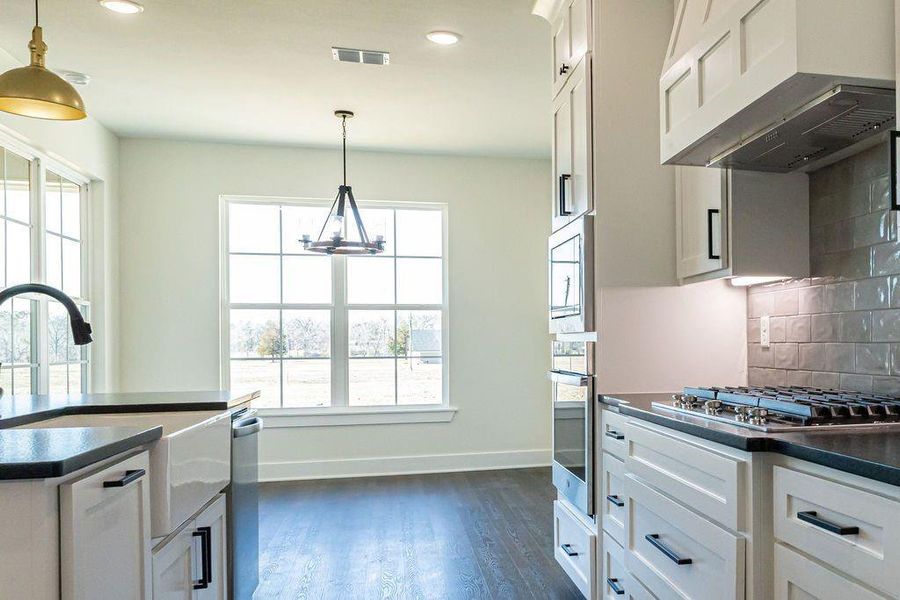 Furnished interior view inside a new home in , Henderson (Image 13).
