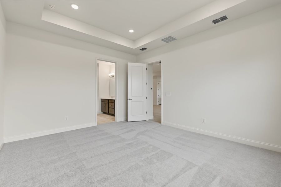Spacious, unfurnished interior of a new home in Tamarack at Two Rivers, Zephyrhills (Image 18). Spacious, unfurnished interior of a new home in Tamarack at Two Rivers, Zephyrhills (Image 18).