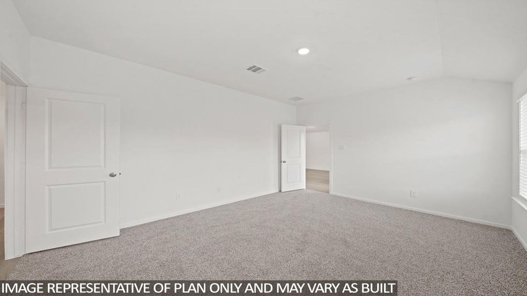 Spacious, unfurnished interior of a new home in Harrington Trails at The Canopies, Splendora (Image 13).