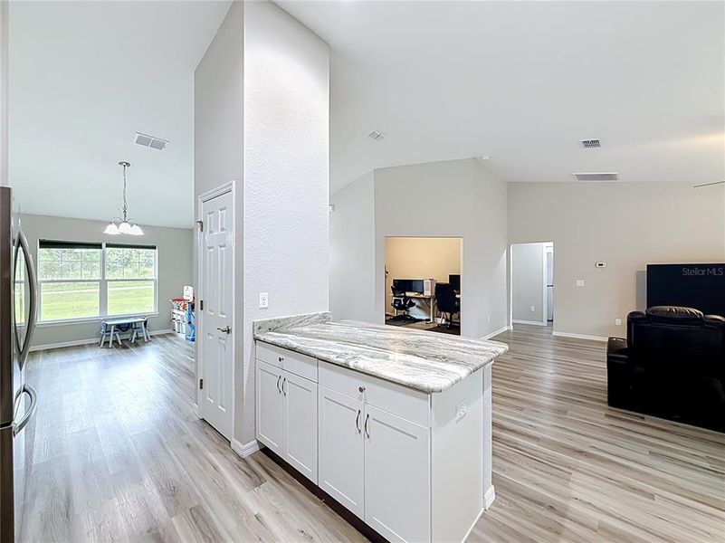 Furnished interior view inside a new home in , Dunnellon (Image 47).