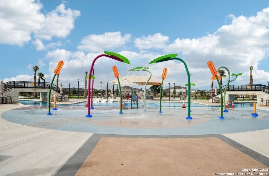 Community amenities in , San Antonio (Image 25).