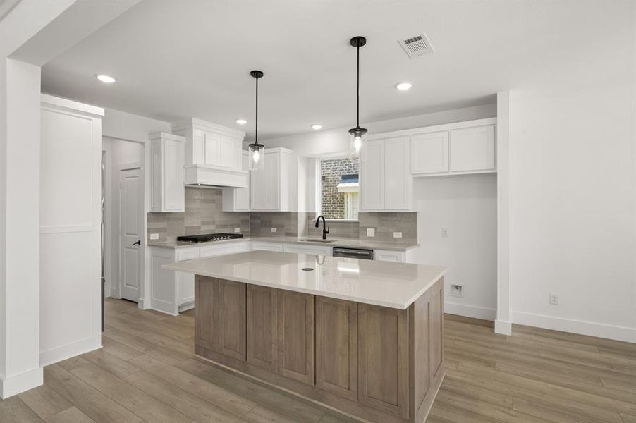 3714 Milwaukee- Kitchen-1