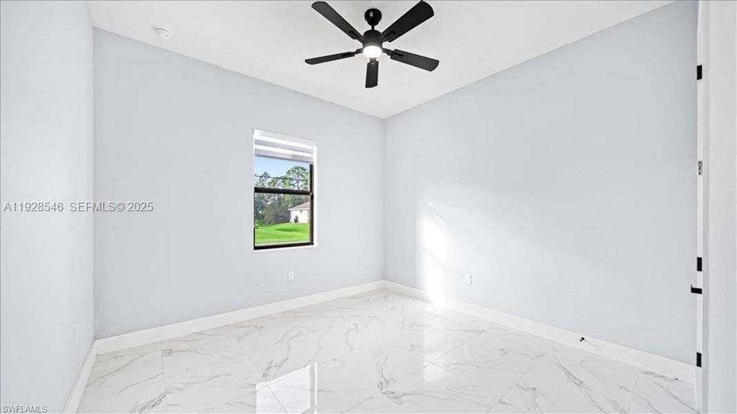 Spacious, unfurnished interior of a new home in , Lehigh Acres (Image 17).