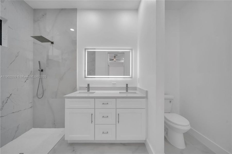 Furnished interior view inside a new home in , Lehigh Acres (Image 5). Furnished interior view inside a new home in , Lehigh Acres (Image 5).