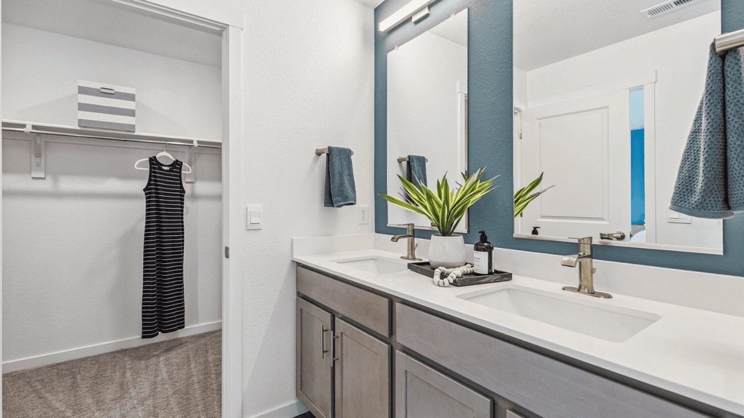 Furnished interior view inside a new home in Arcadia, Denver (Image 12).