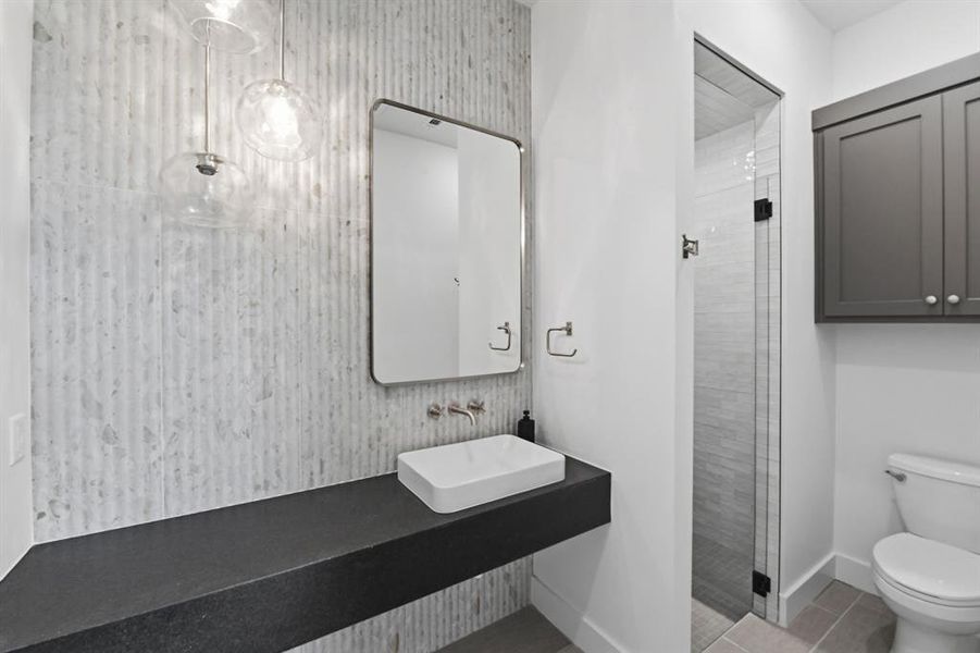 Furnished interior view inside a new home in , Graford (Image 8).