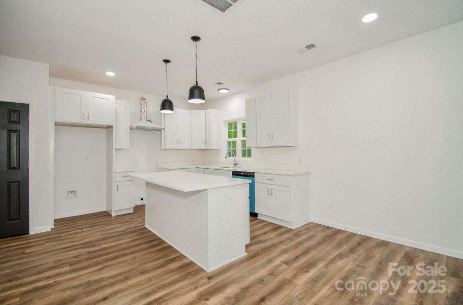 Furnished interior view inside a new home in , Pageland (Image 5).