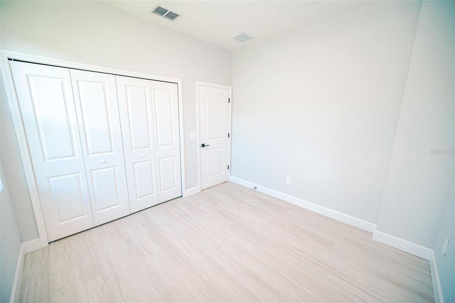 Spacious, unfurnished interior of a new home in , Kissimmee (Image 19).