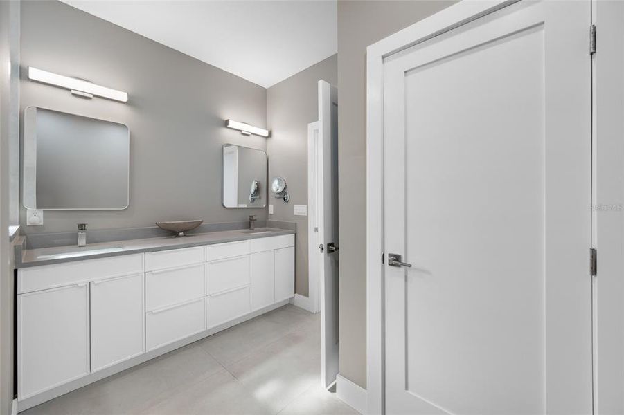 Furnished interior view inside a new home in , St. Petersburg (Image 28). Furnished interior view inside a new home in , St. Petersburg (Image 28).