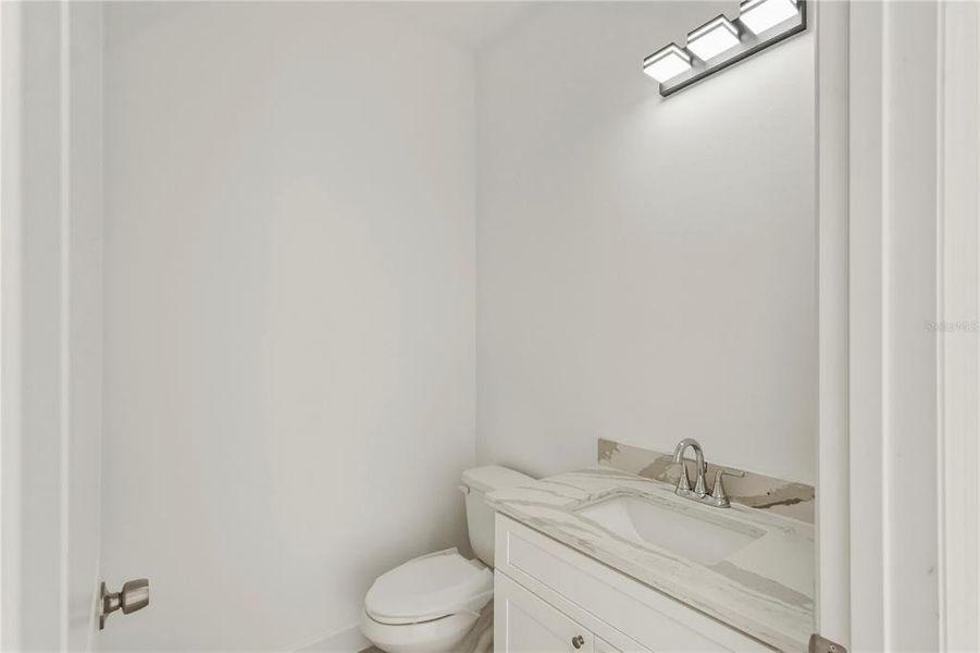 Furnished interior view inside a new home in , Port Charlotte (Image 40).