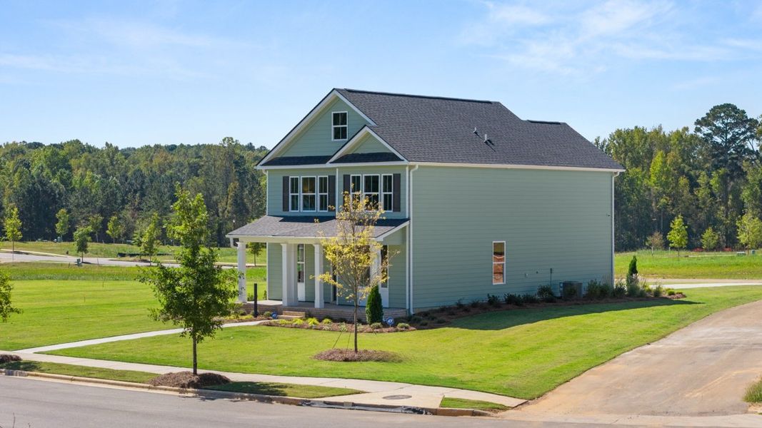 Representative exterior photo of a completed home built from the Iria Glen by D.R. Horton in Brookland Commons, Monroe, GA (Image 2).
