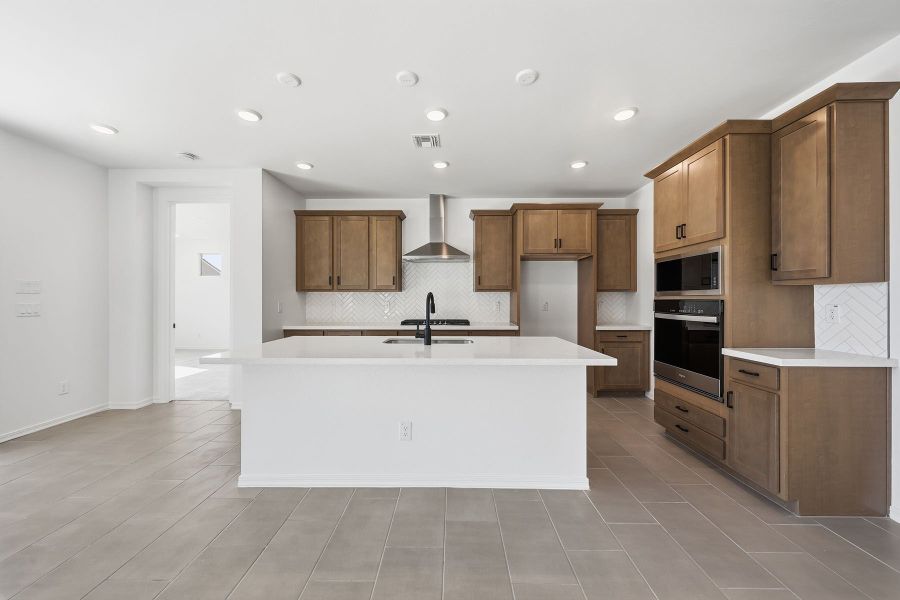 Furnished interior view inside a new home in Tyler Ranch, Buckeye (Image 2).