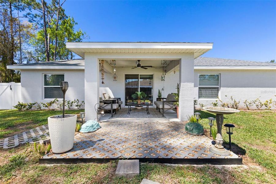 Exterior details and patio area of a home in , Palm Coast (Image 25).