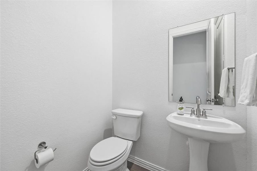 Furnished interior view inside a new home in , Mansfield (Image 13).