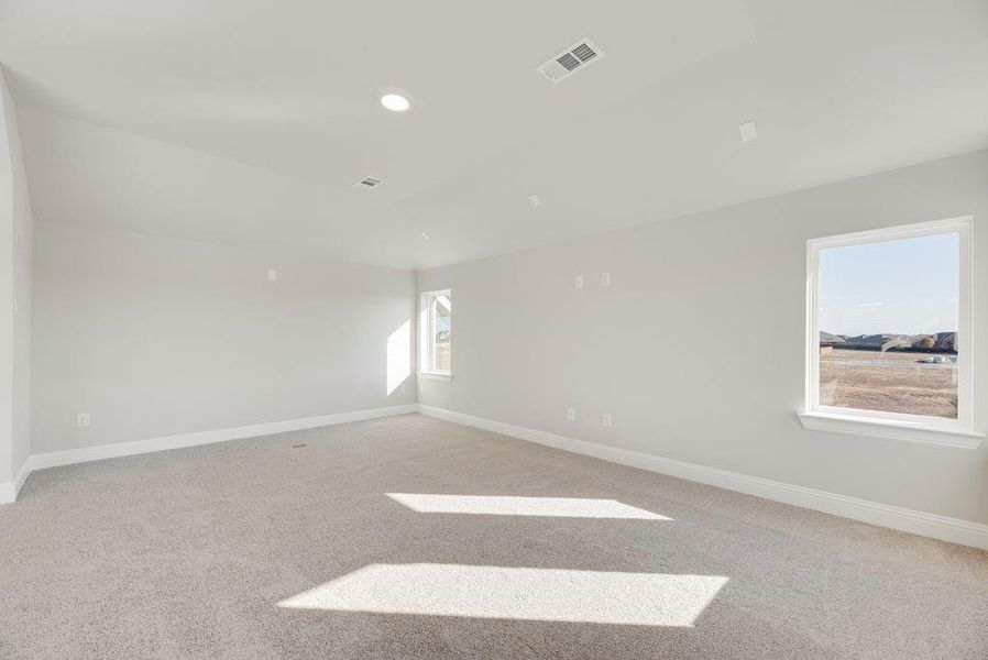 Spacious, unfurnished interior of a new home in Park Trails, Forney (Image 21).