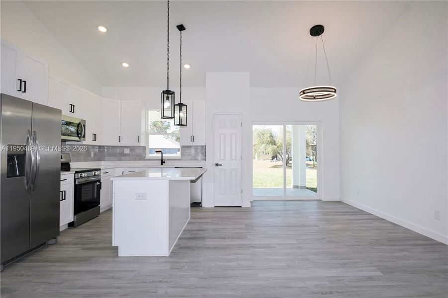 Furnished interior view inside a new home in , Sebring (Image 16).