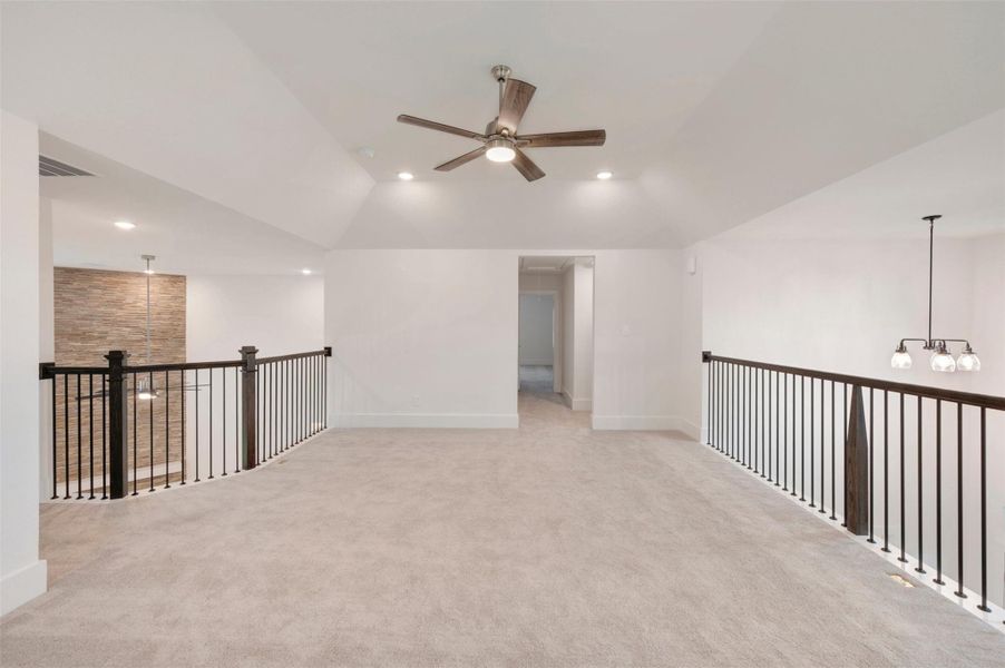 Spacious, unfurnished interior of a new home in Lone Star Landing, Montgomery (Image 22).