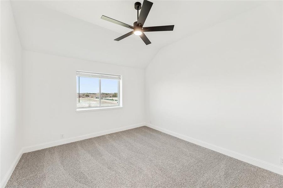 Spacious, unfurnished interior of a new home in Glenbrook, Red Oak (Image 36).