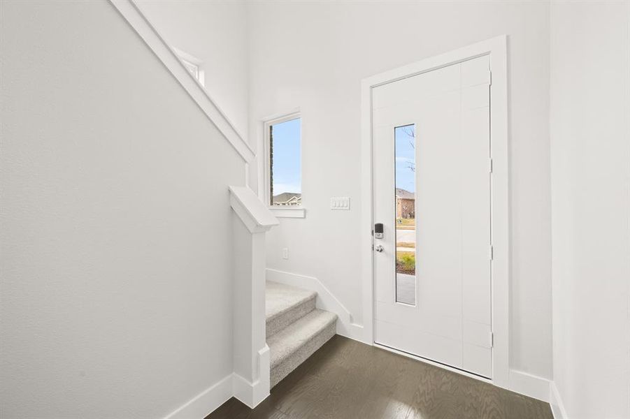 7325 Autumn Hill- Entry-1