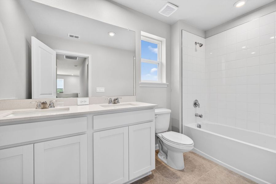 Furnished interior view inside a new home in Crosswind Ranch, Parrish (Image 7).