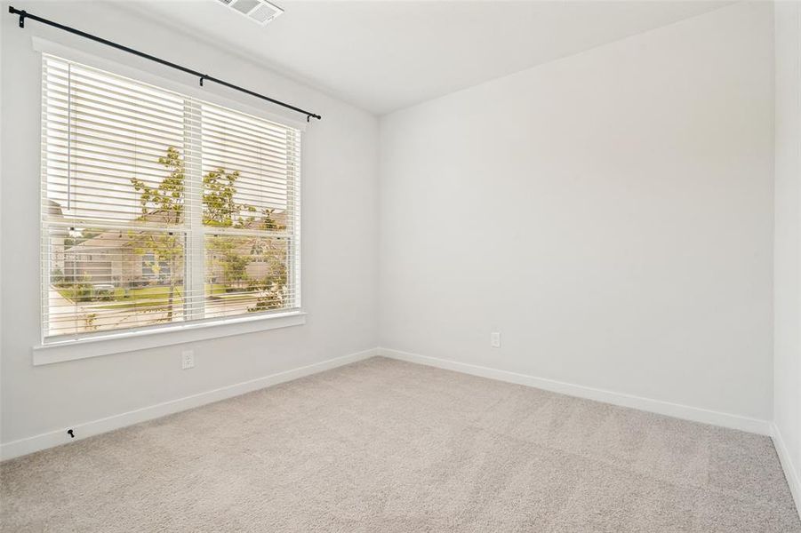 Spacious, unfurnished interior of a new home in , Mesquite (Image 20).
