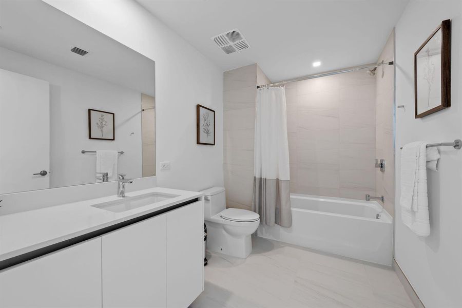 Secondary Bathroom Secondary Bathroom