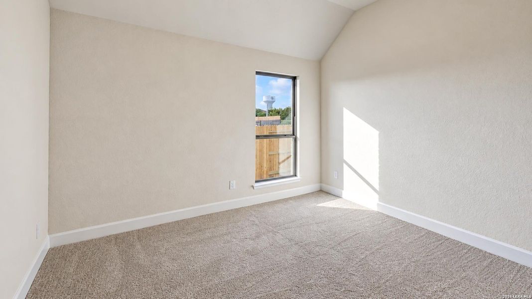 Spacious, unfurnished interior of a new home in Cibolo Valley Heights, Cibolo (Image 20).