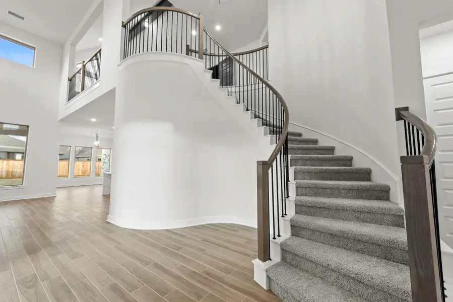 Representative image. Features, specifications, selections and colors may vary.