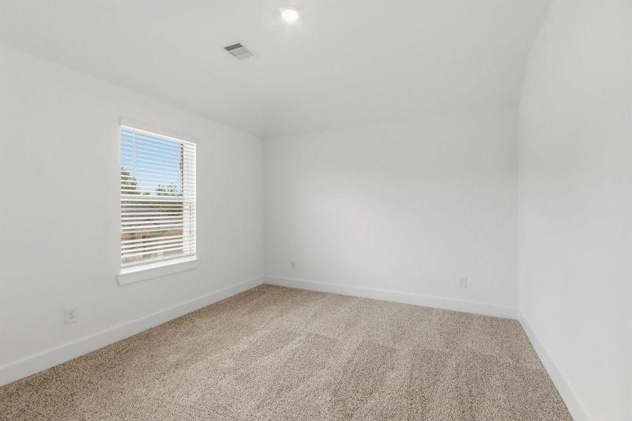 Spacious, unfurnished interior of a new home in Hills of Westlake, Conroe (Image 13). Spacious, unfurnished interior of a new home in Hills of Westlake, Conroe (Image 13).